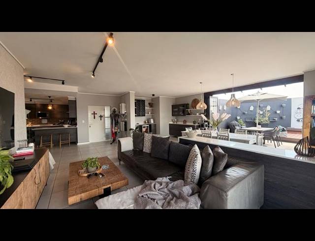 3 BEDROOM PROPERTY TO RENT IN NORTH RIDING AH